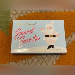 BNIB Too Faced Secret Santa Mini Palette
